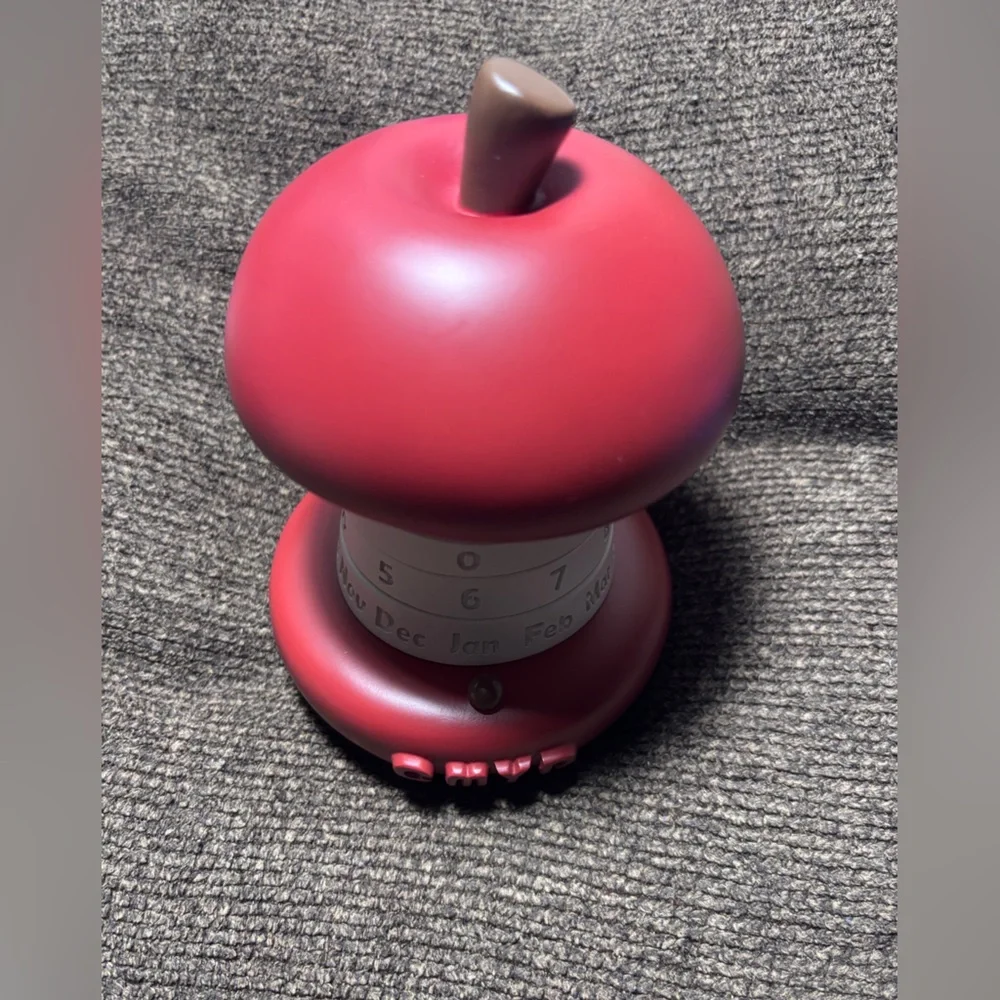 Red Apple Rotating Perpetual Calendar Month Day Date 🍎 New🍎 Teacher Gift